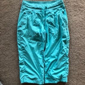 LULULEMON dance studio crops - lined